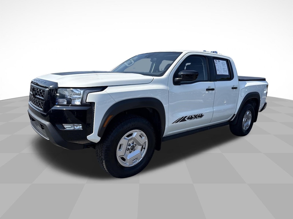 Used 2024 Nissan Frontier Crew Cab SV 4x4 Truck