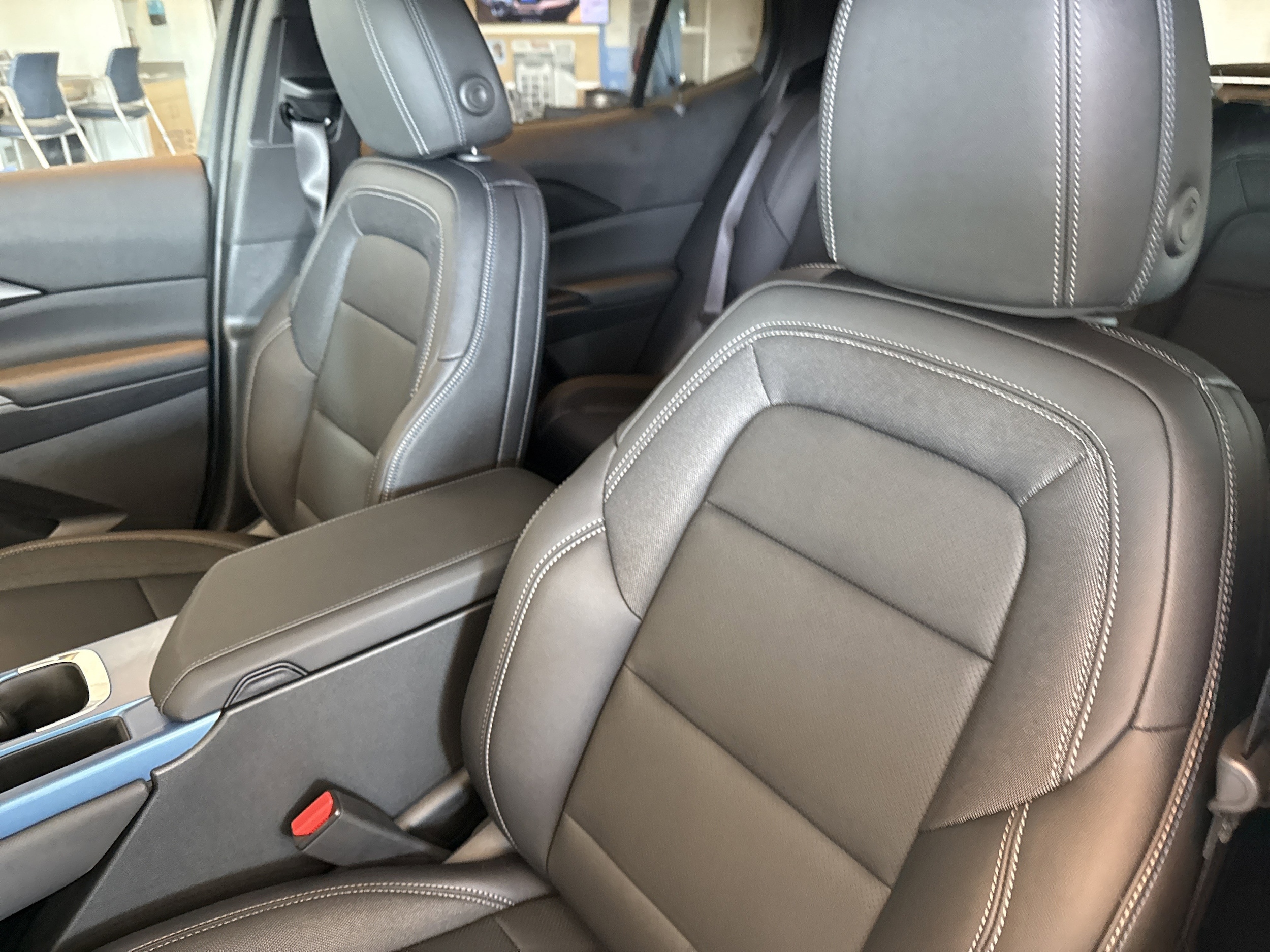 2026 Chevrolet Equinox EV 2LT - Photo 12