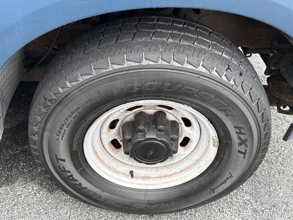 Used 2002 Ford Super Duty F-350 SRW XL