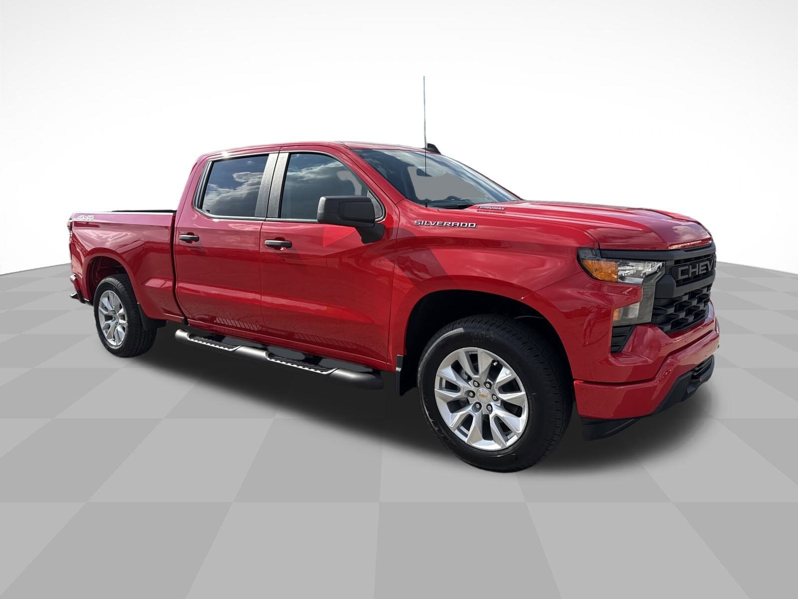 2026 Chevrolet Silverado 1500 Custom photo 3