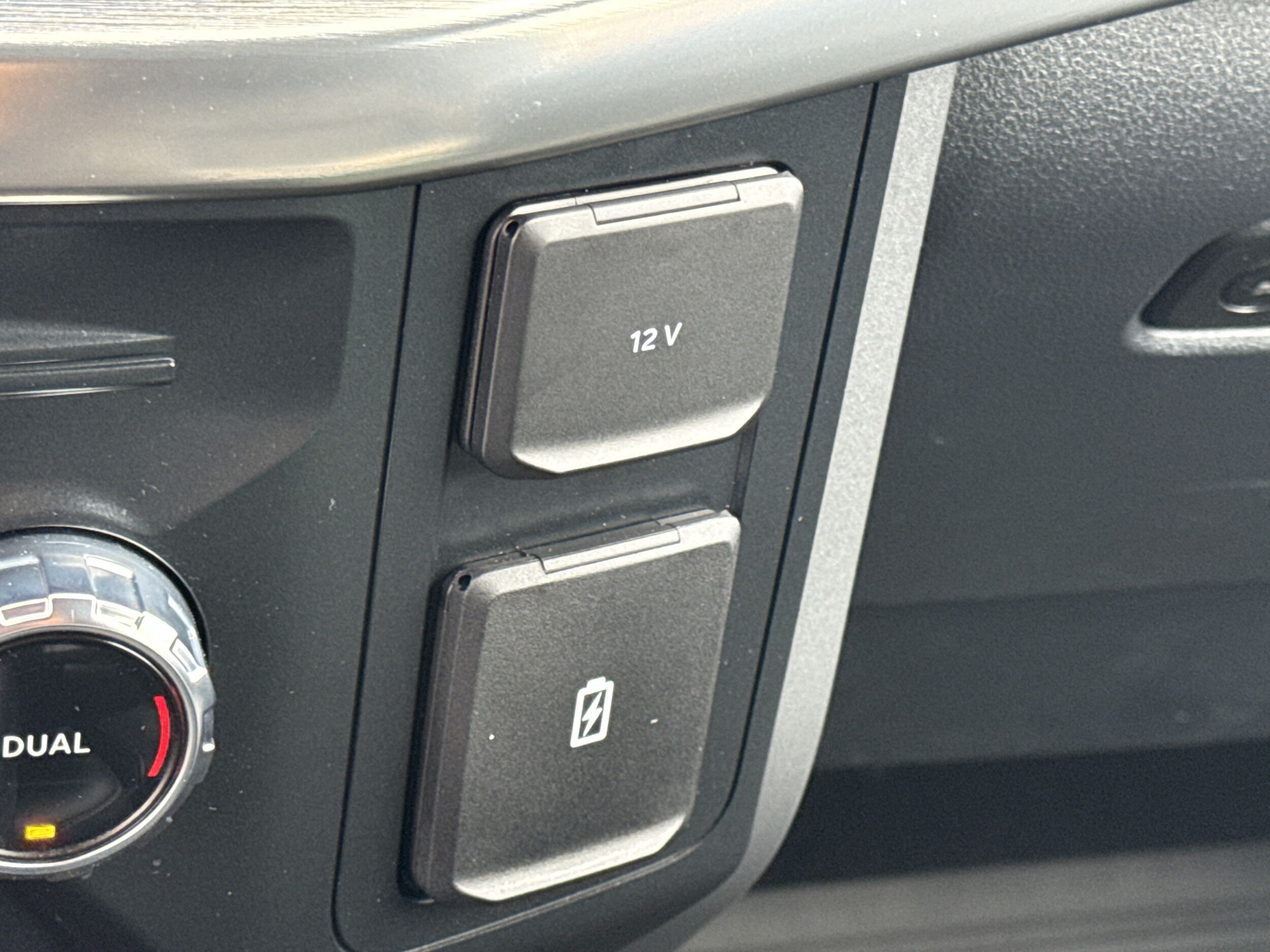 2022 Ford F-150 Lariat - Photo 27