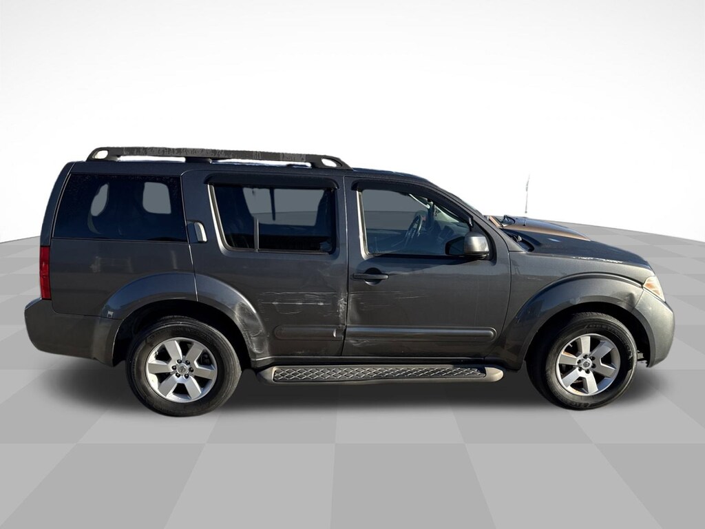 Used 2008 Nissan Pathfinder SE SUV