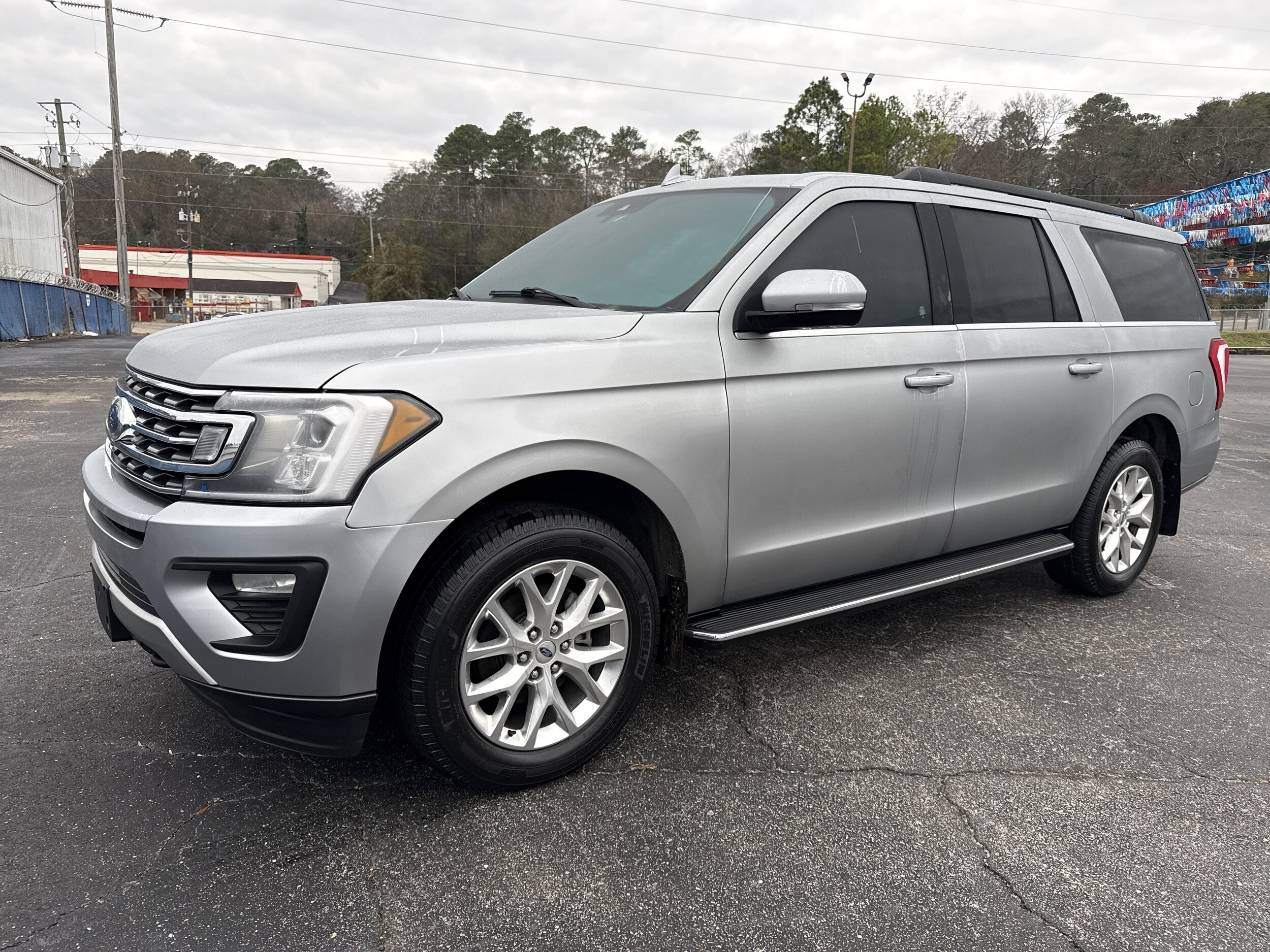 2021 Ford Expedition XLT's photo