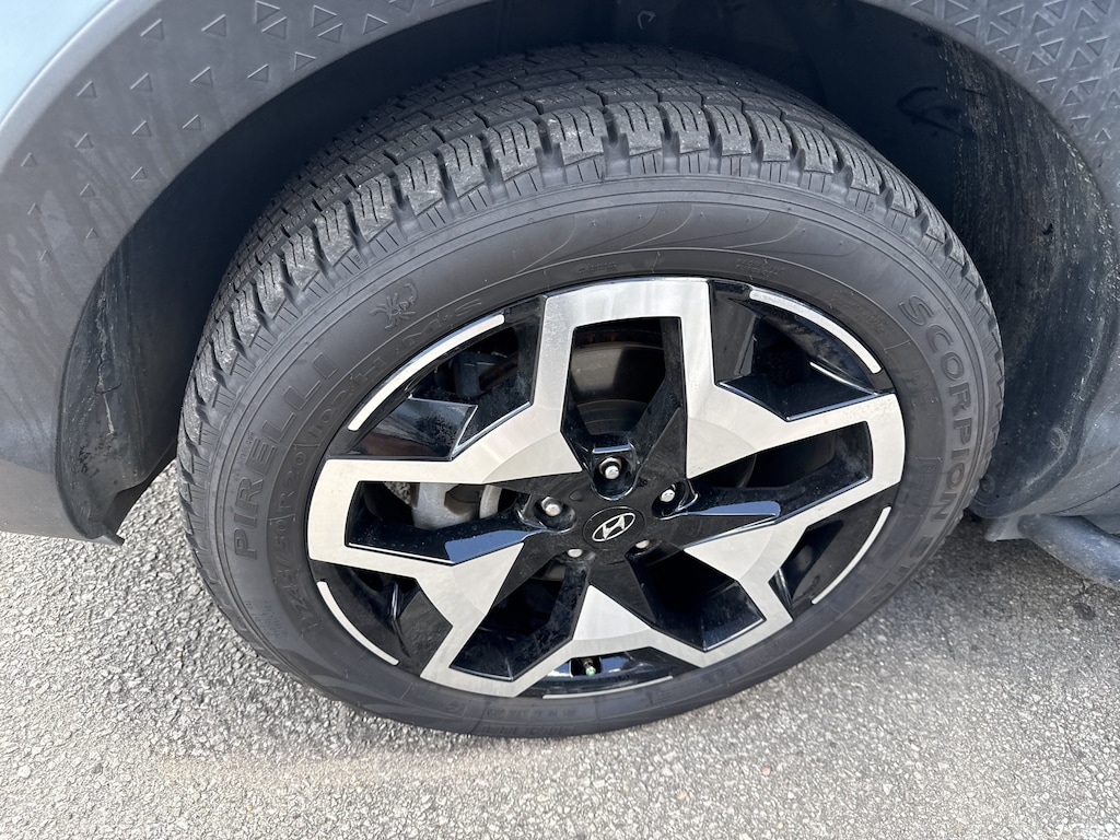 Used 2023 Hyundai Santa Cruz Limited Truck