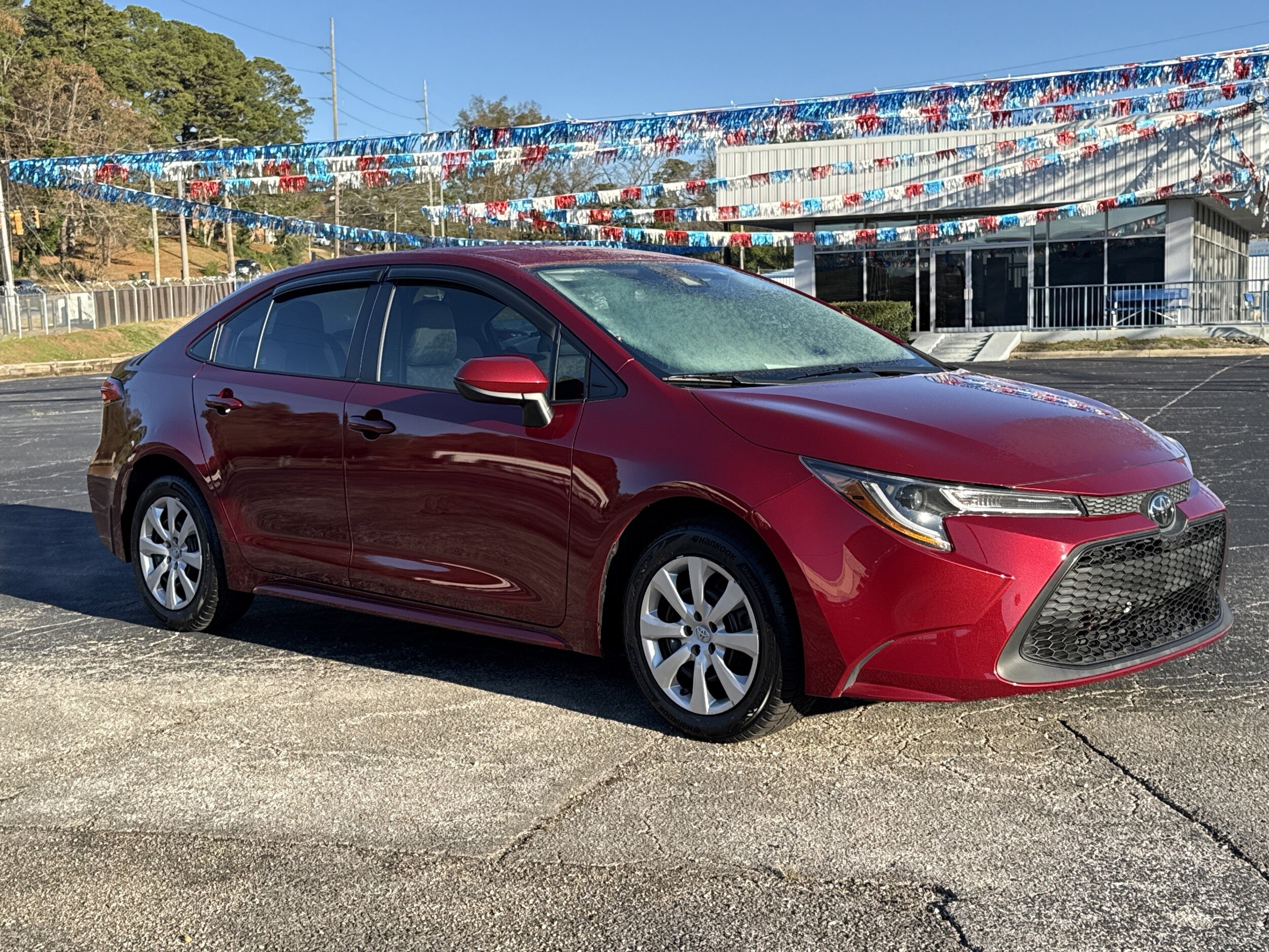 2022 Toyota Corolla LE photo 3