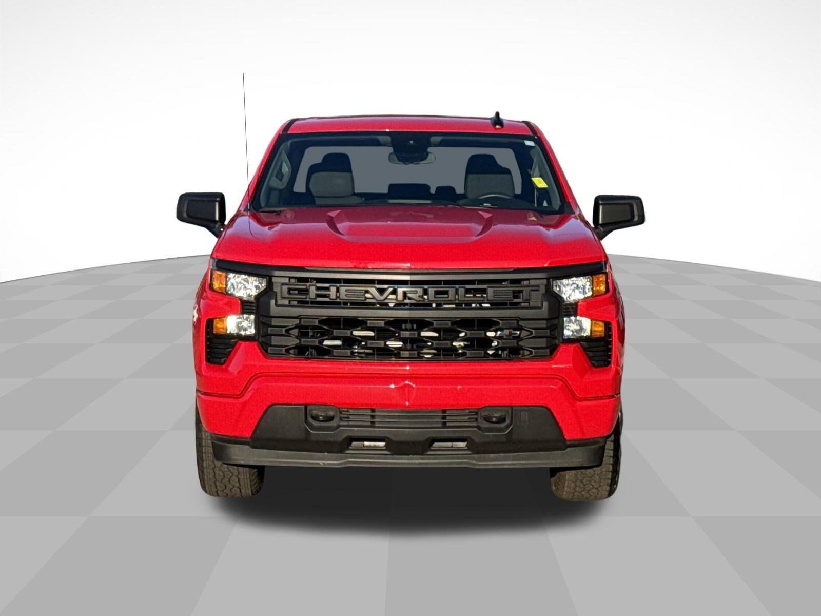 2025 Chevrolet Silverado 1500 Custom photo 2