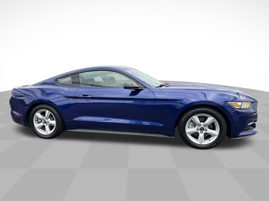 Used 2016 Ford Mustang V6