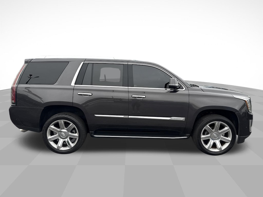 Used 2018 CADILLAC Escalade Luxury SUV