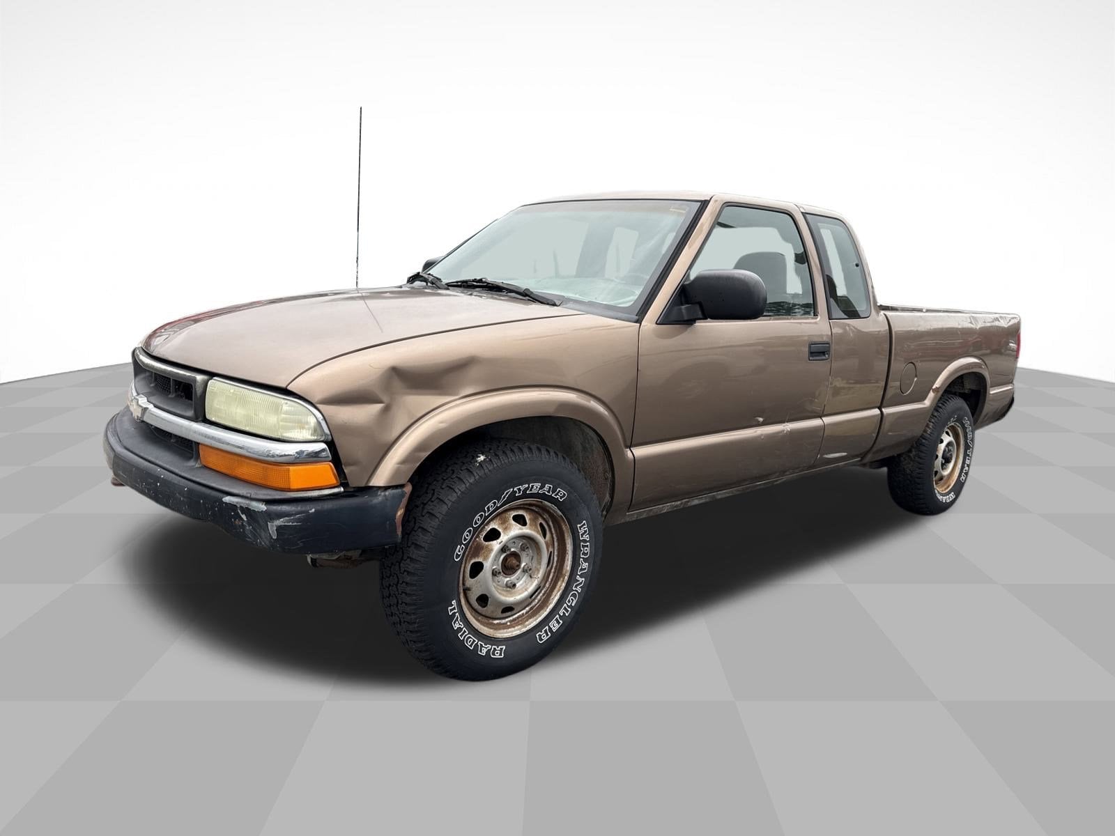 2003 Chevrolet S-10 Base's photo