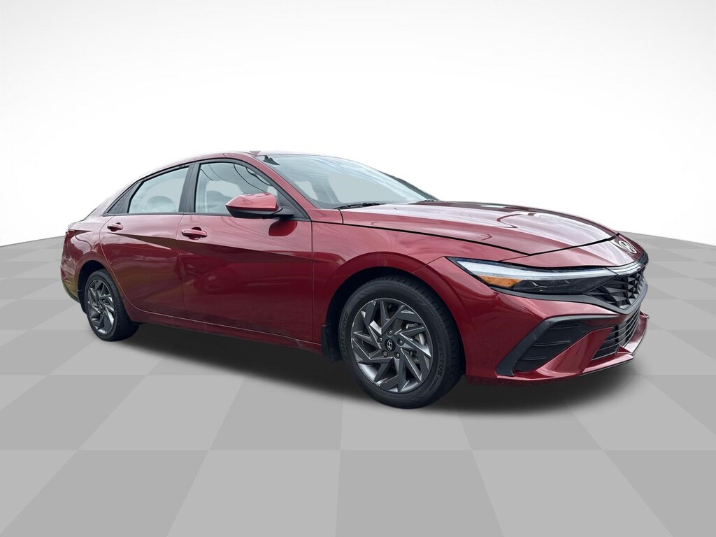 Used 2024 Hyundai Elantra SEL Sedan