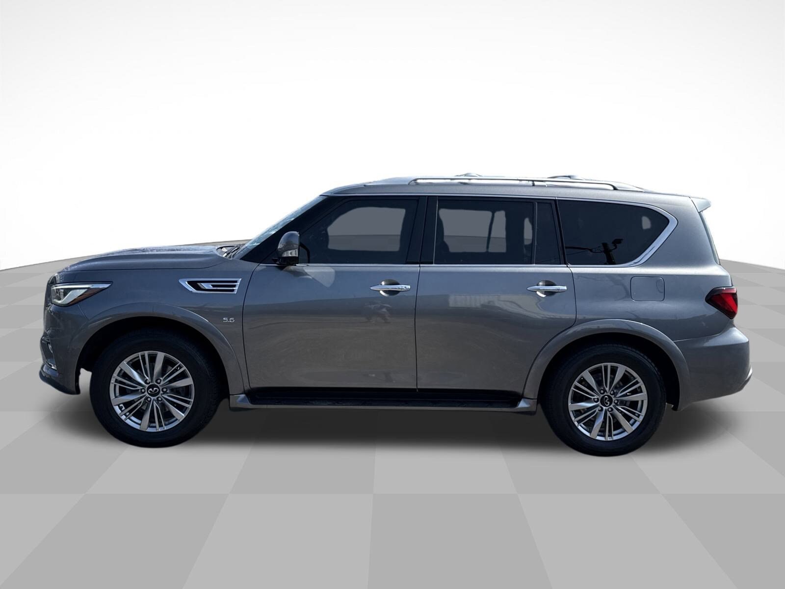 2020 Infiniti QX80 Luxe photo 4