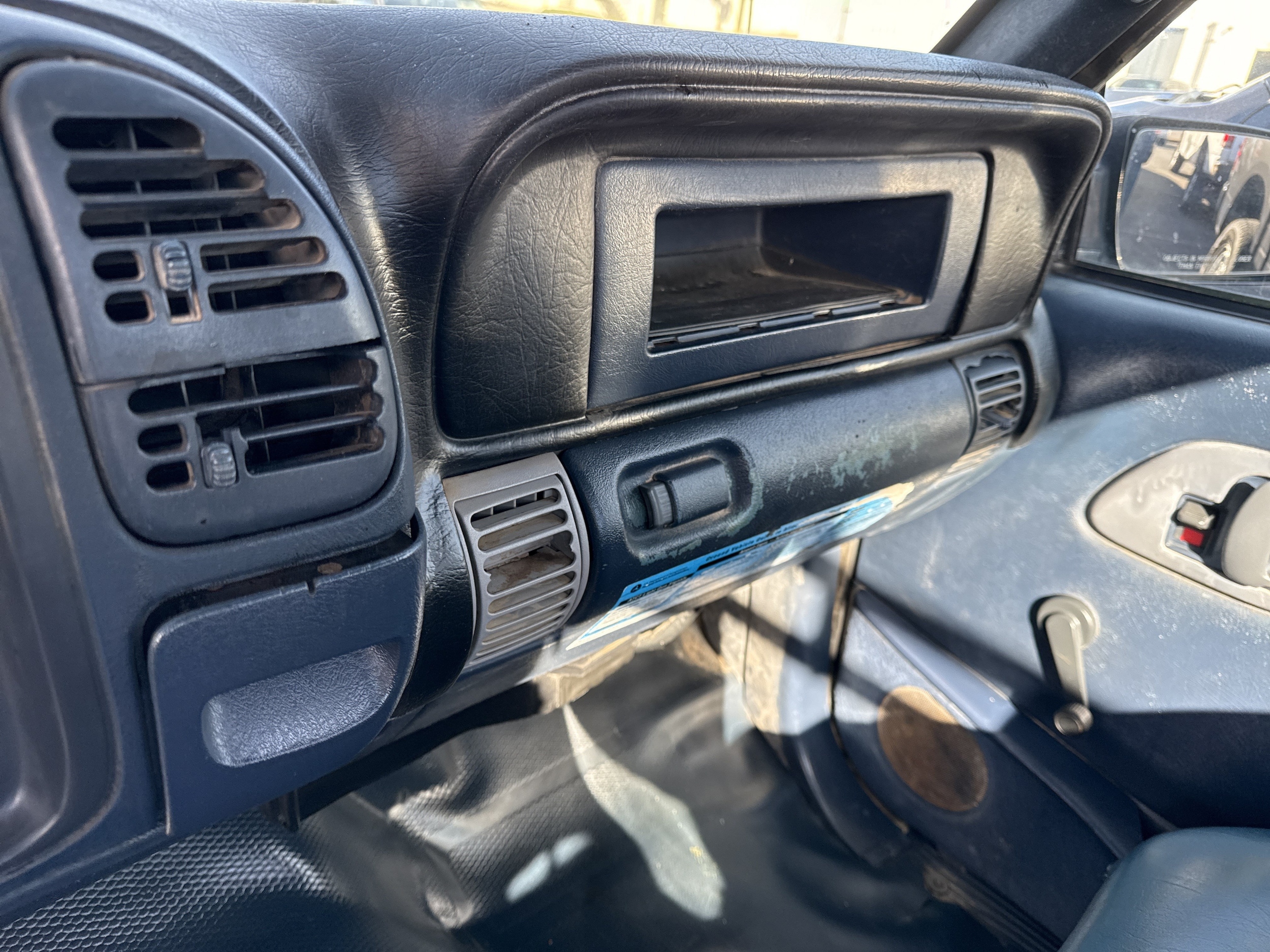 2000 Chevrolet GMT400 - Photo 16