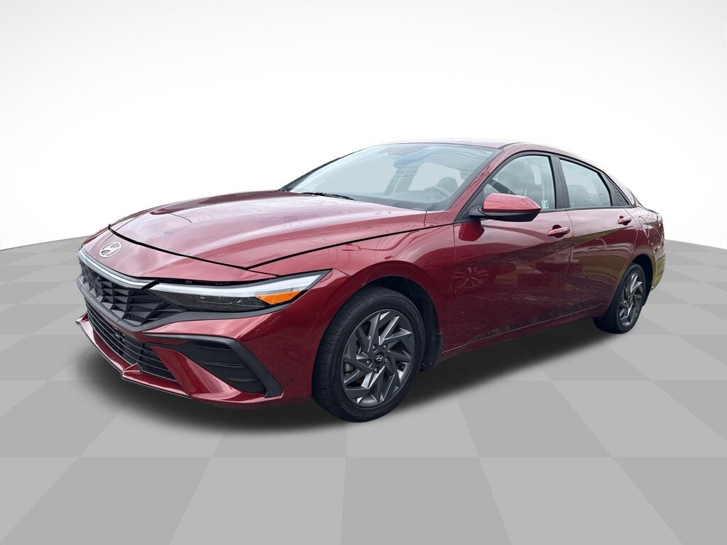 Used 2024 Hyundai Elantra SEL Sedan