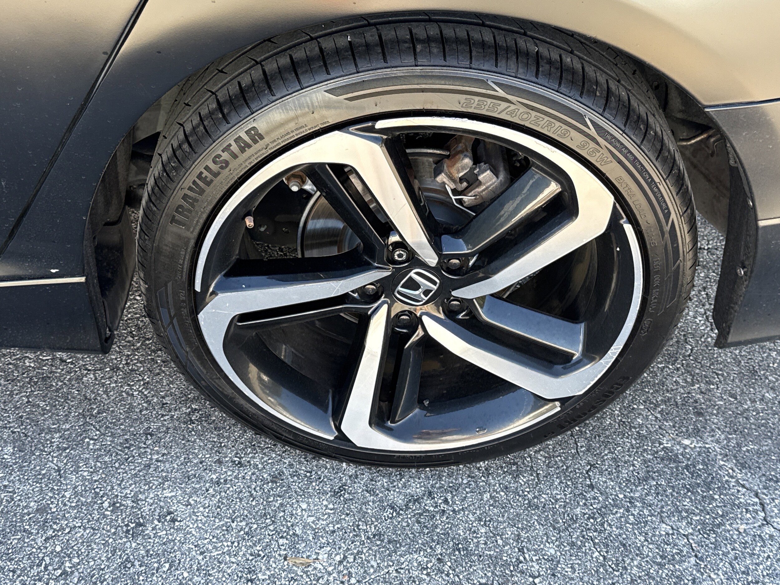 2021 Honda Accord Sport photo 2