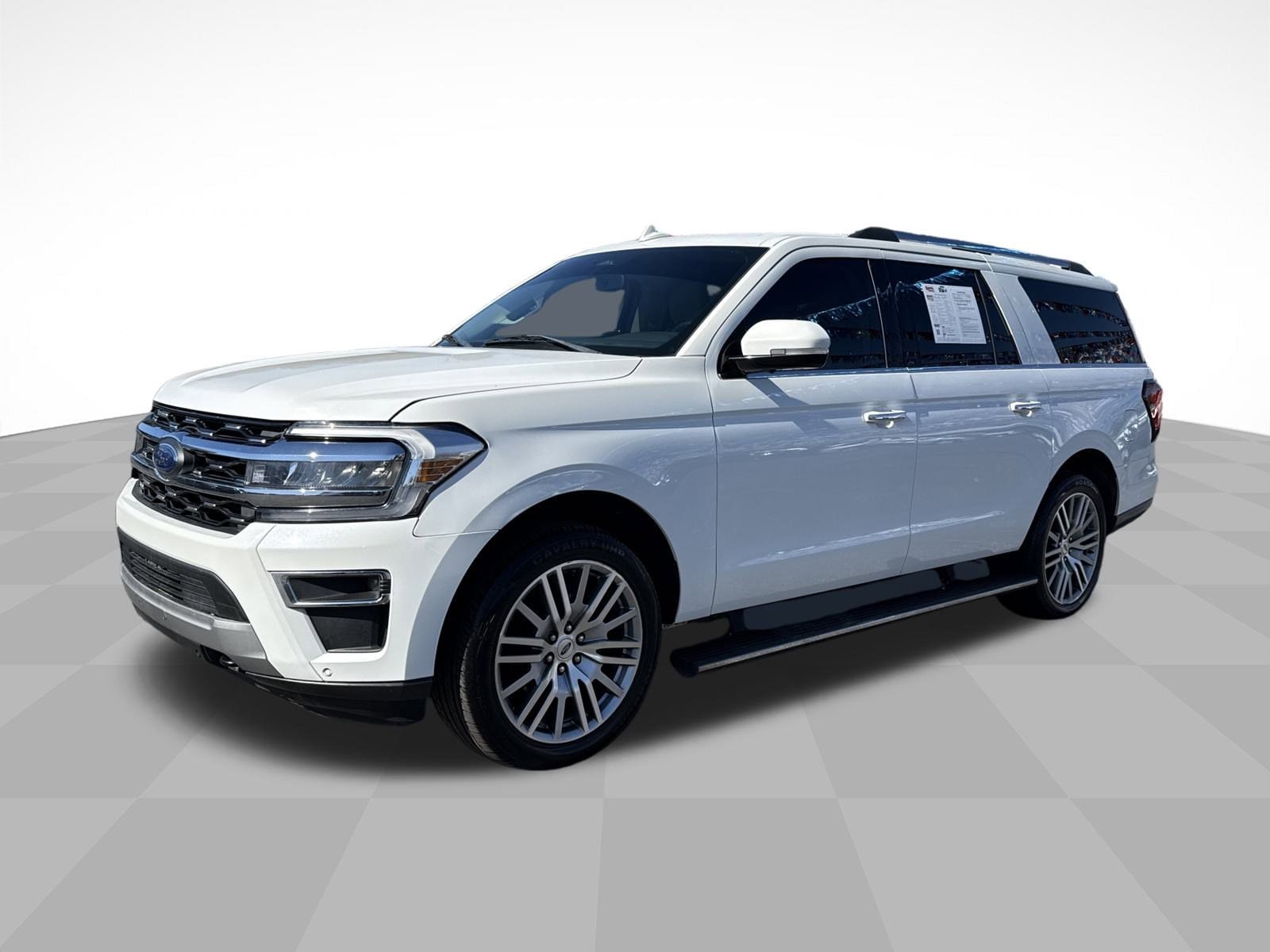2022 Ford Expedition Limited's photo