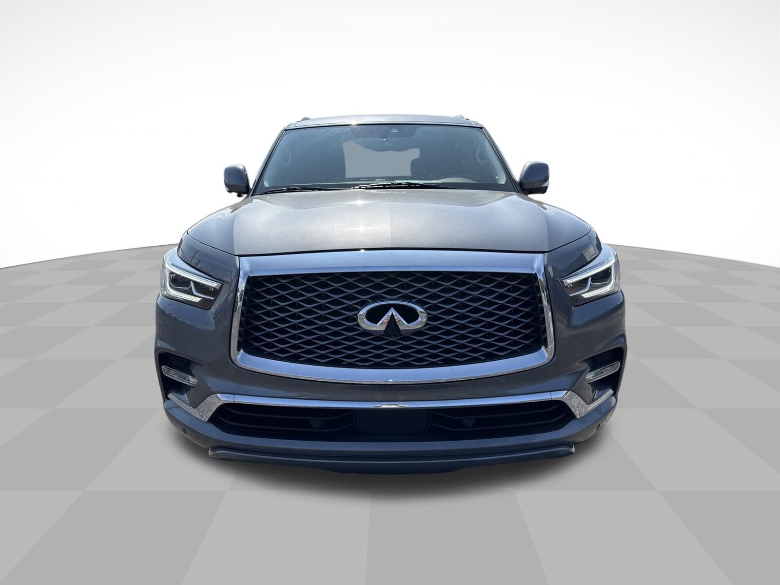 2020 Infiniti QX80 Luxe photo 2