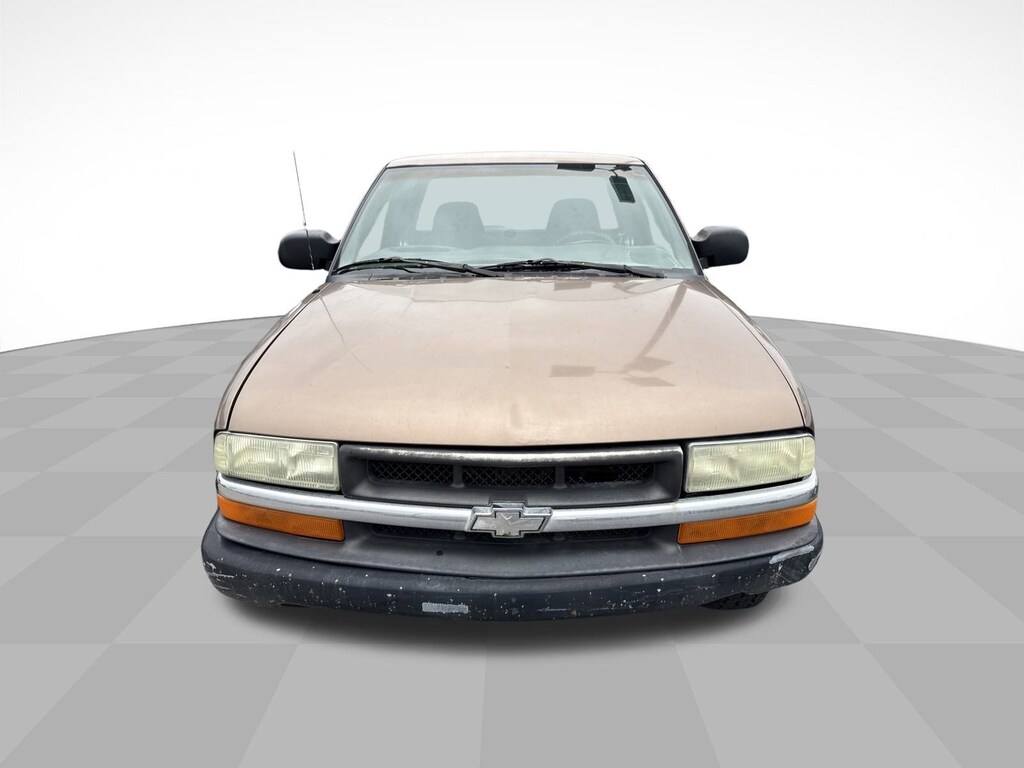 Used 2003 Chevrolet S10  Truck