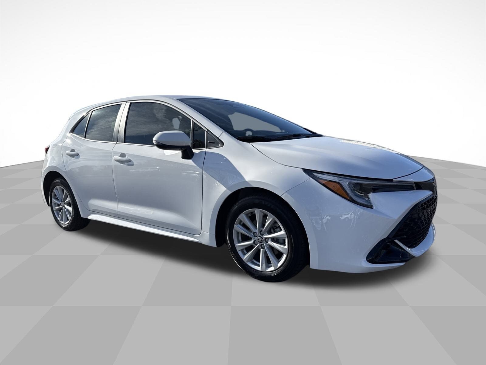 2025 Toyota Corolla SE photo 3