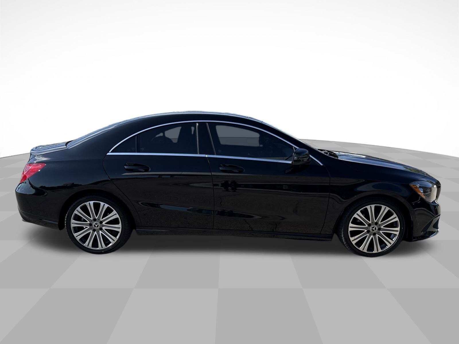 2018 Mercedes Benz CLA 250 photo 4