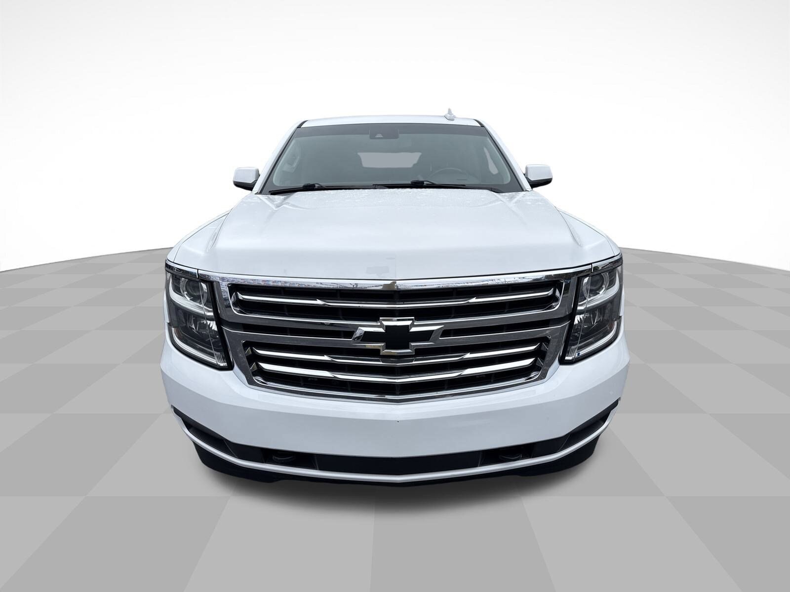 2019 Chevrolet Tahoe LS photo 2