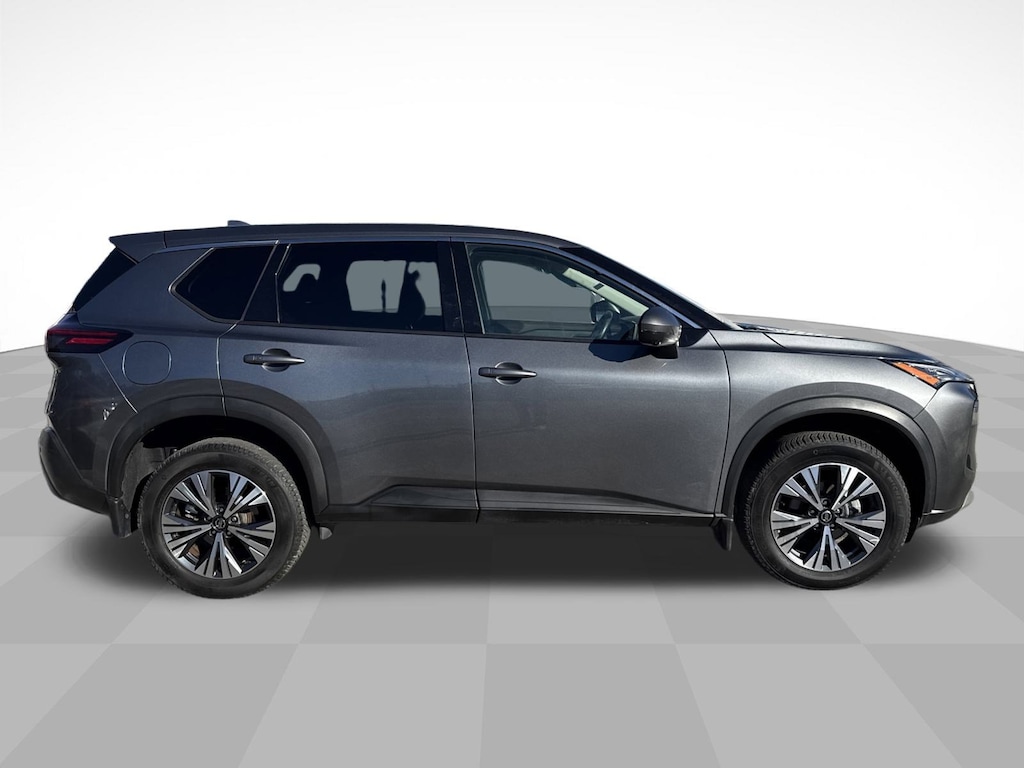 Used 2021 Nissan Rogue SV