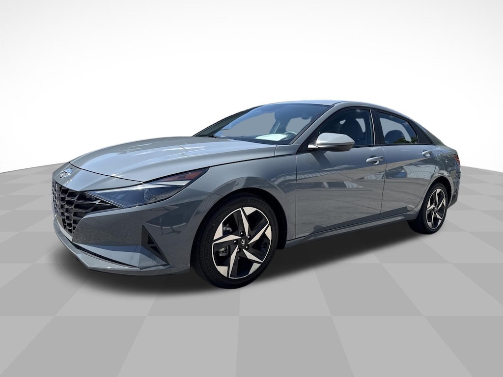Used 2023 Hyundai Elantra SEL Sedan
