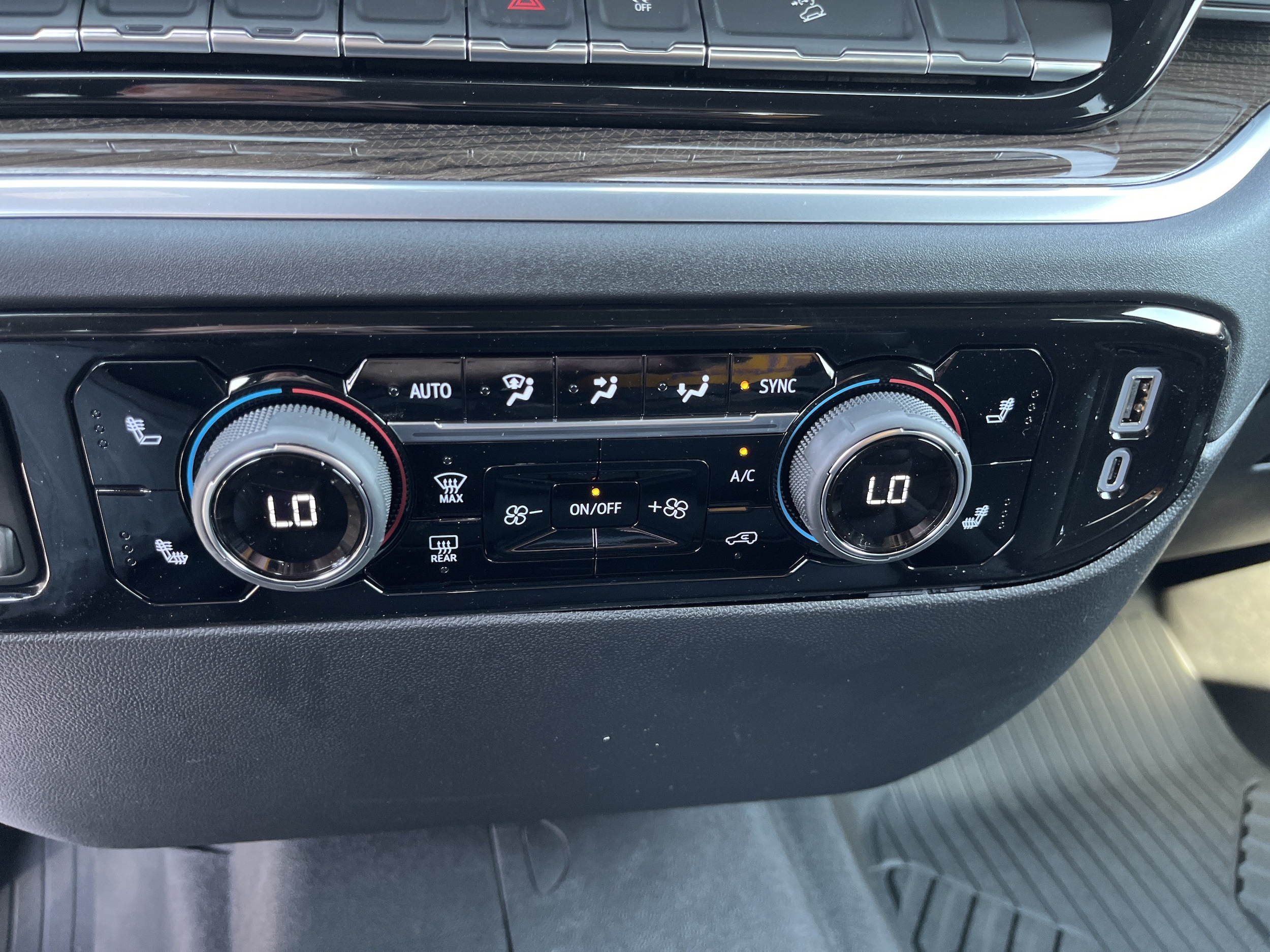 2026 Chevrolet Silverado 1500 LT - Photo 21
