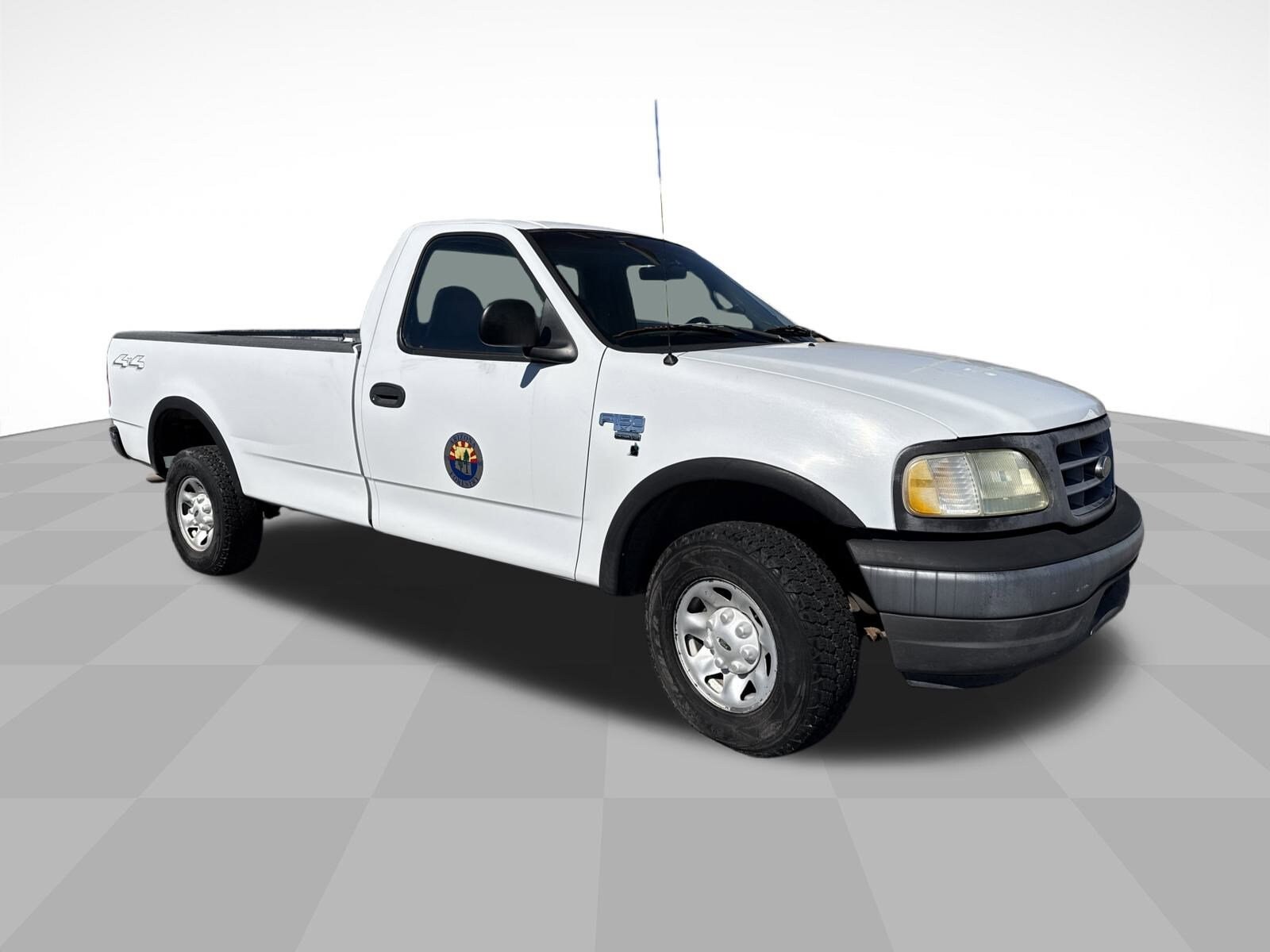 2002 Ford F-150 XL photo 3