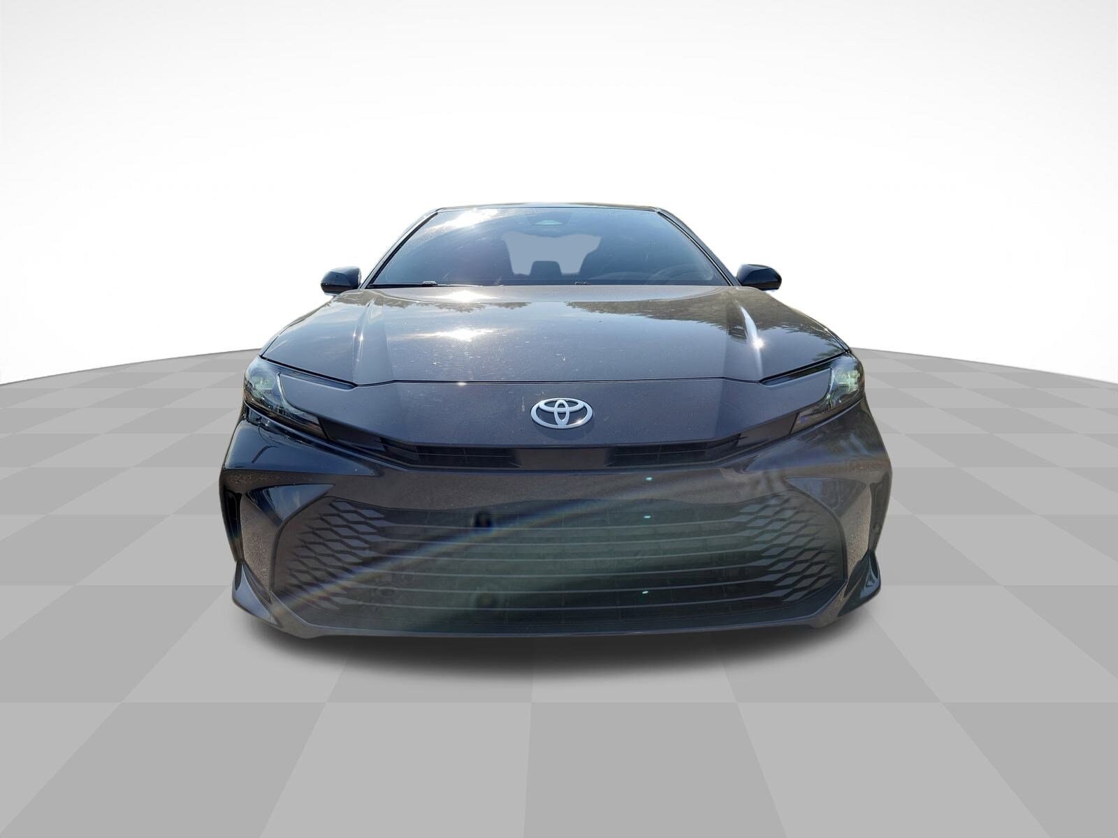 2025 Toyota Camry LE photo 2