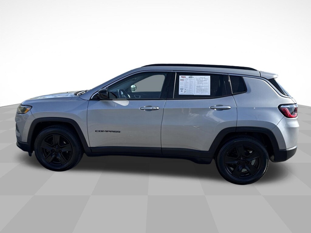 Used 2022 Jeep Compass Latitude FWD SUV