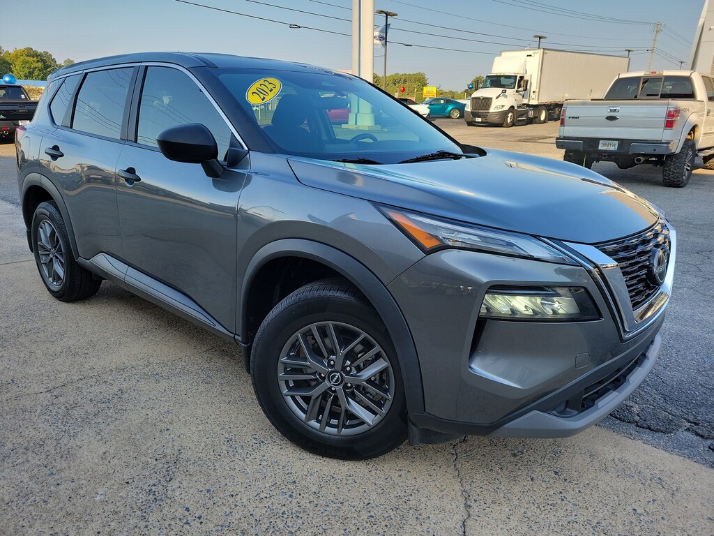Used 2023 Nissan Rogue S SUV