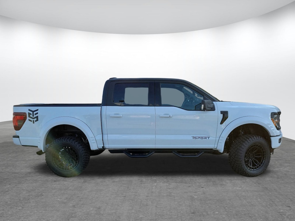 New 2025 Ford F-150 XLT Truck SuperCrew Cab
