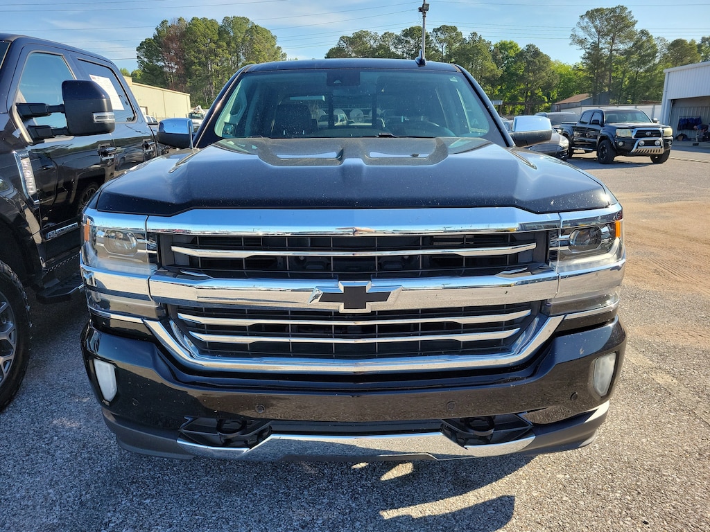 Used 2018 Chevrolet Silverado 1500 High Country Truck Crew Cab