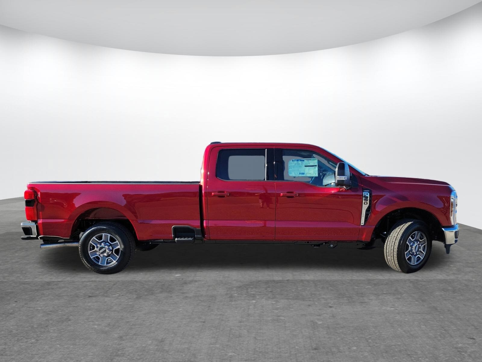 2026 Ford F-350 Lariat photo 4