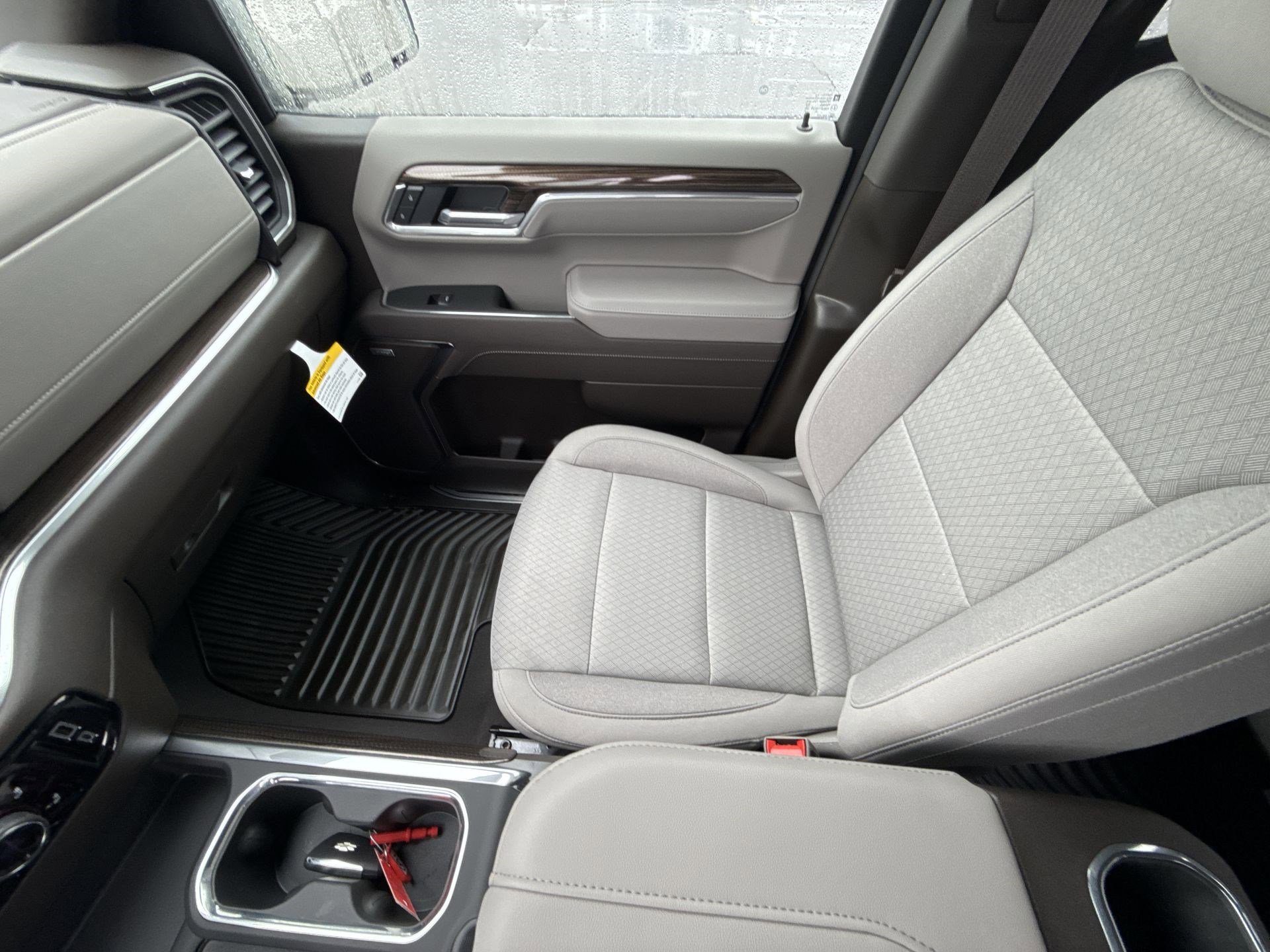 2025 Chevrolet Silverado 1500 RST - Photo 25