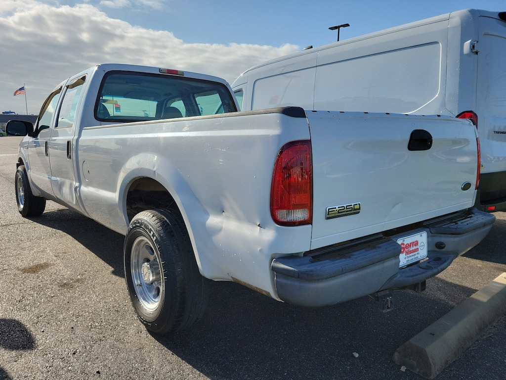 Used 2005 Ford F-250 Truck Crew Cab
