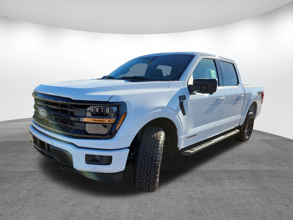 New 2025 Ford F-150 XLT Truck SuperCrew Cab
