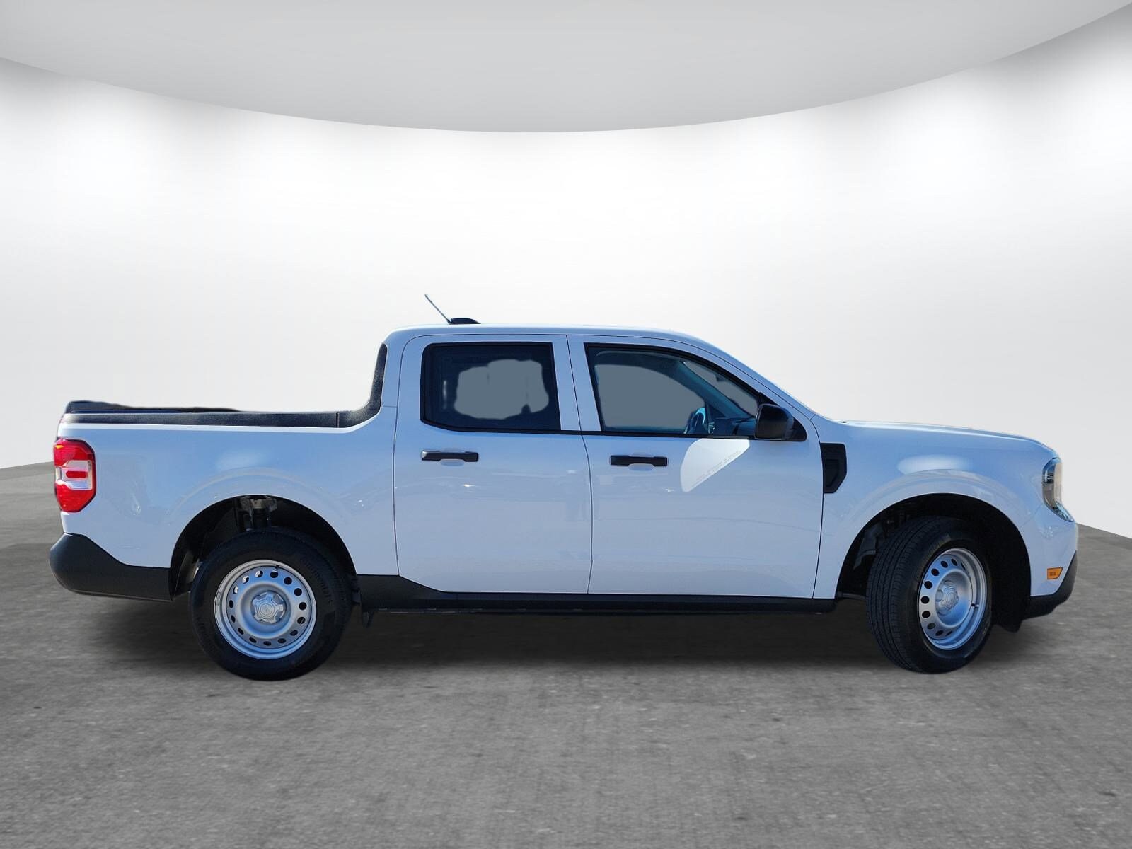 2025 Ford Maverick XL photo 4