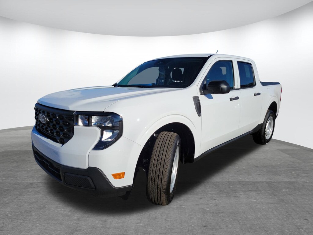 New 2025 Ford Maverick XL Truck SuperCrew