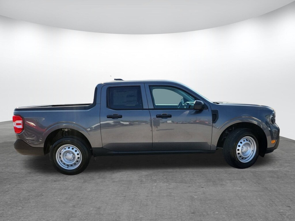 New 2025 Ford Maverick XL Truck SuperCrew