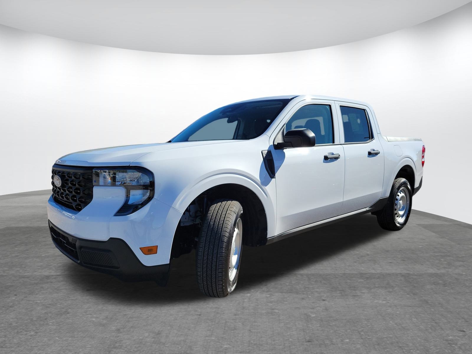 2025 Ford Maverick XL photo 3