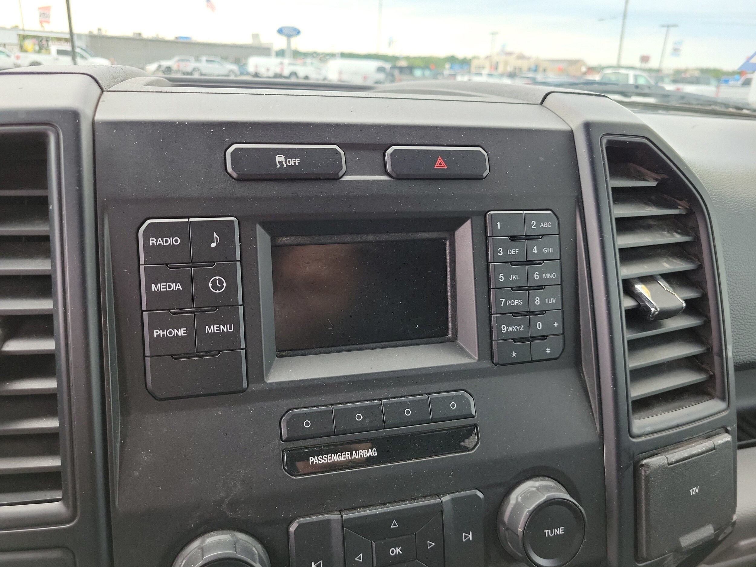 2016 Ford F-150 XL - Photo 26