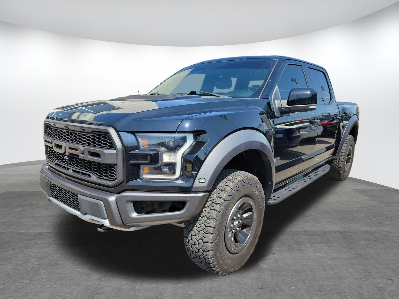 2018 Ford F-150 Raptor photo 3