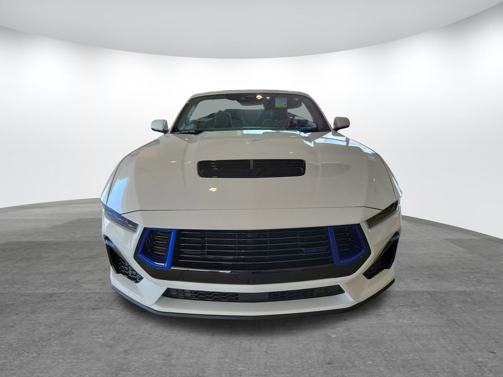 2025 Ford Mustang GT Premium Convertible photo 2