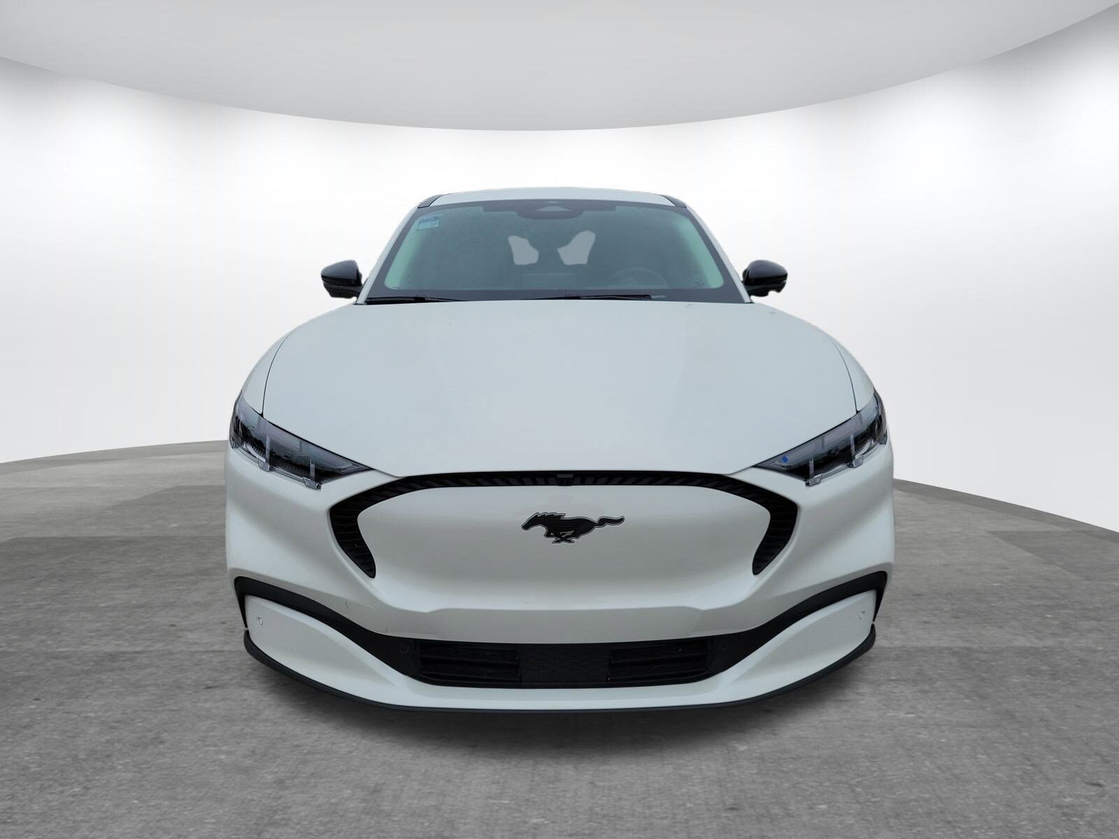 2025 Ford Mustang Mach-E Select photo 2