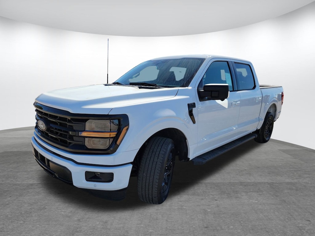 New 2025 Ford F-150 XLT Truck SuperCrew Cab