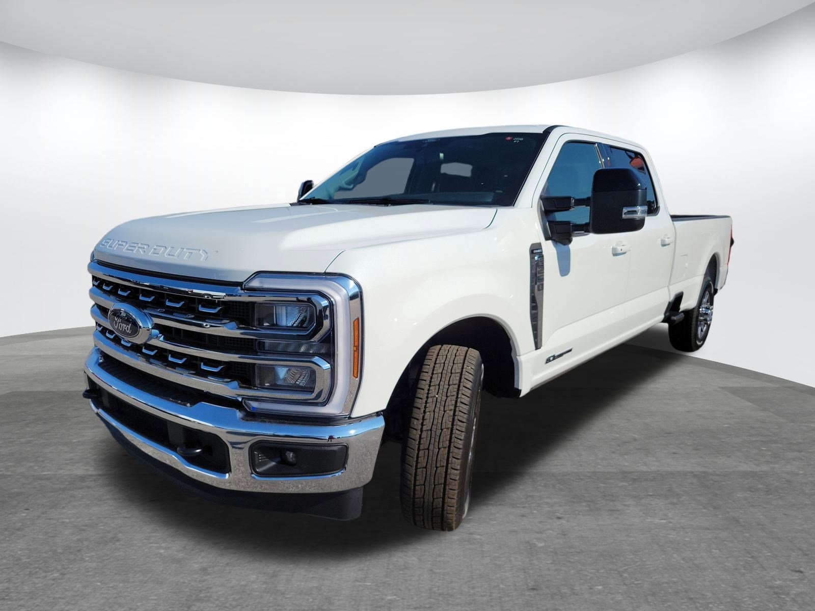2026 Ford F-250 Lariat photo 3