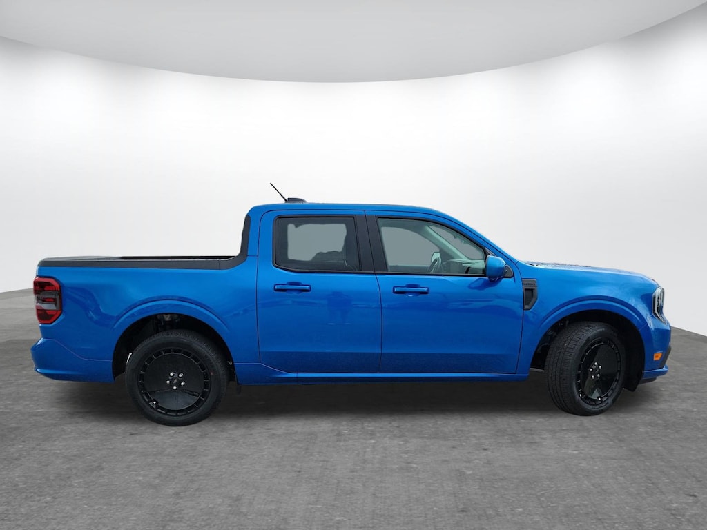 New 2025 Ford Maverick Lobo High Truck SuperCrew