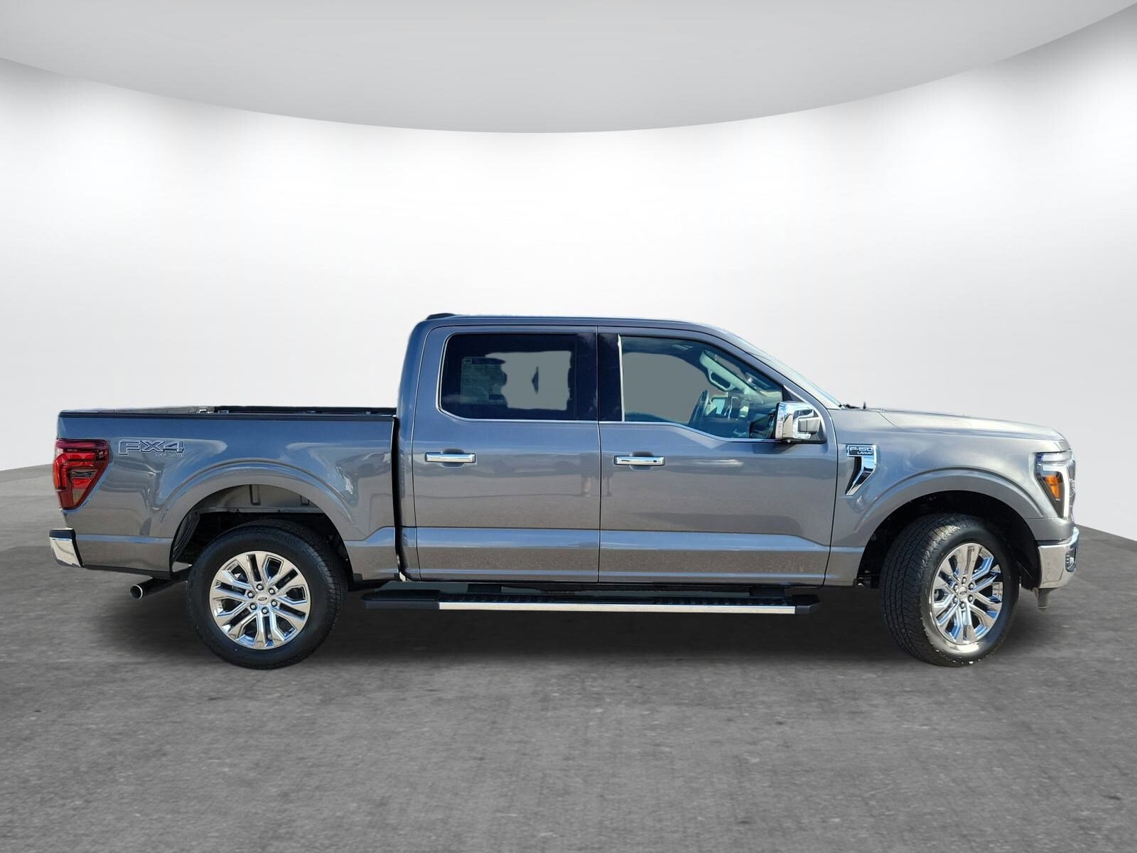 2025 Ford F-150 Lariat photo 4