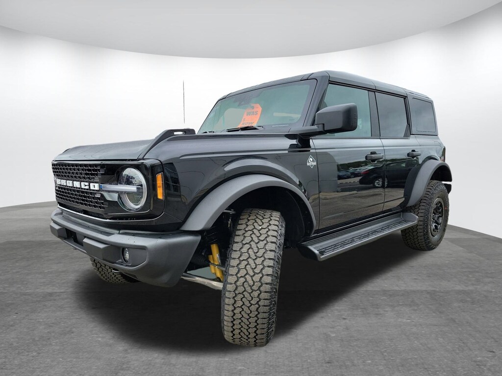 New 2025 Ford Bronco Outer Banks SUV
